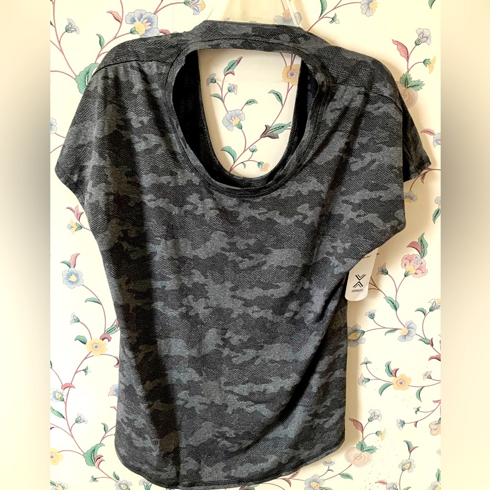 Xersion “Quick Dry”